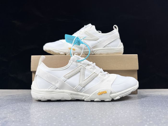 NEW BALANCE MT10O [M. 3] - Cliquez sur l'image pour la fermer